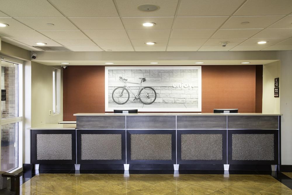 Hampton Inn Oxford-West Eksteriør billede