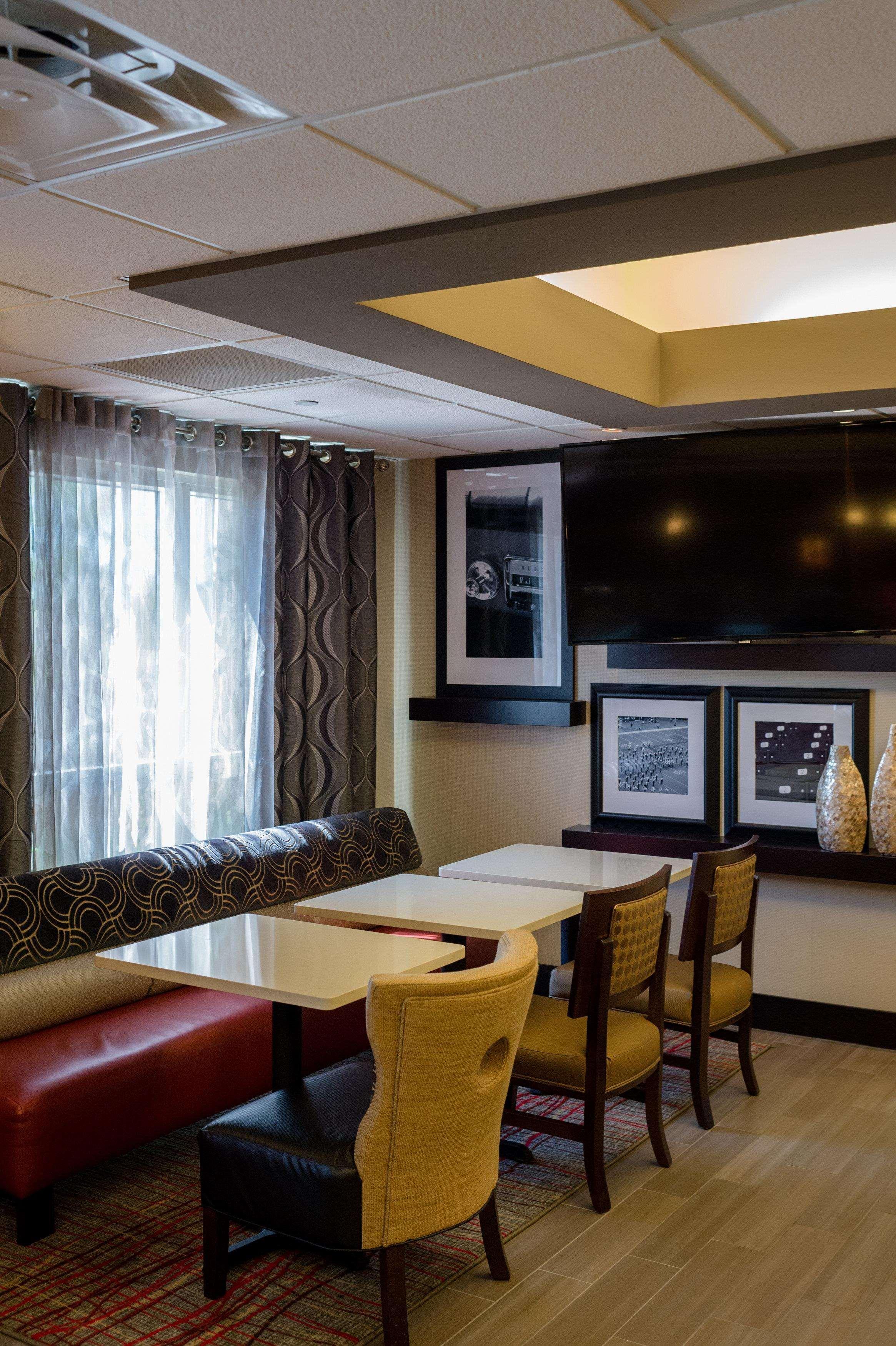 Hampton Inn Oxford-West Eksteriør billede