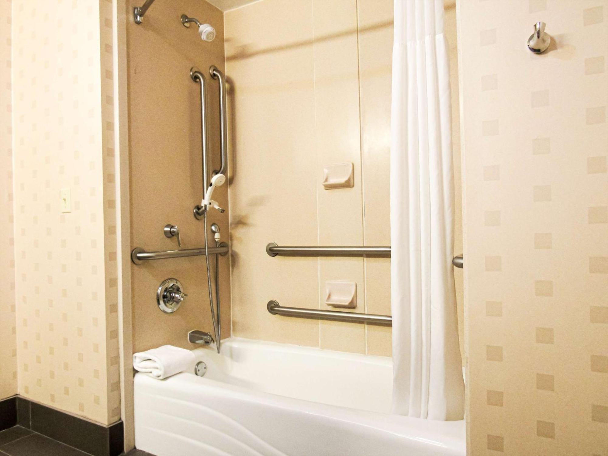 Hampton Inn Oxford-West Eksteriør billede